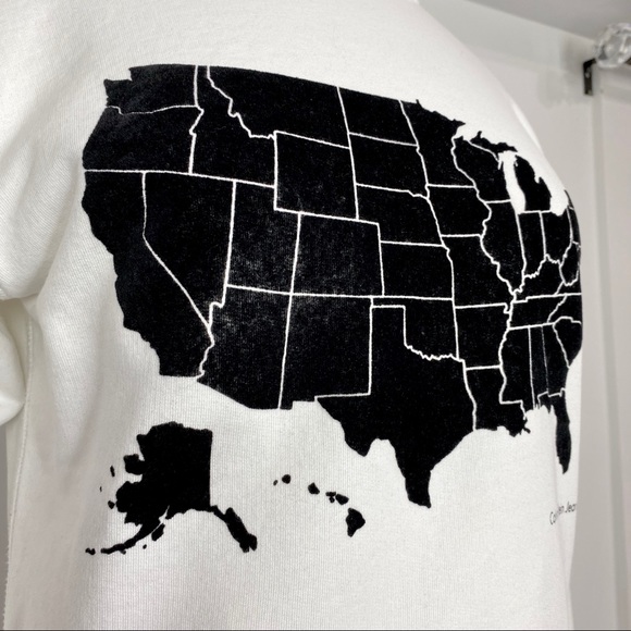Calvin Klein USA map graphic flocked sweatshirt M - Picture 3 of 11